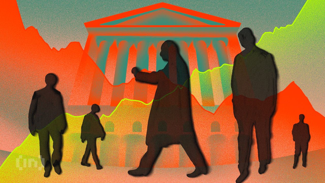 Why Crypto’s Rate Cut Hopes Are Premature – The Fed Isn’t Printing Money