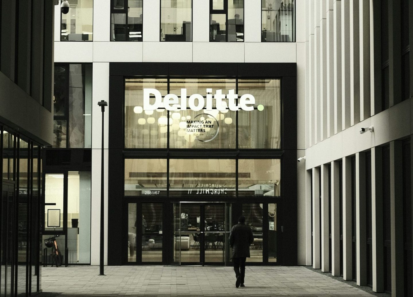 As AI agents take on more tasks, governance becomes a priority